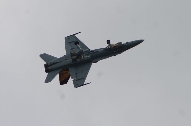 McDonnell Douglas FA-18 Hornet (18-8761) - Canadian Air Force