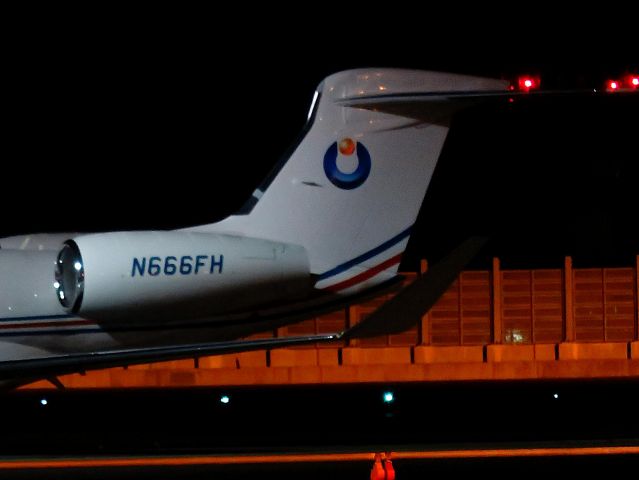 Gulfstream Aerospace Gulfstream G650 (N666FH) - I take a picture on Jul 19, 2017.