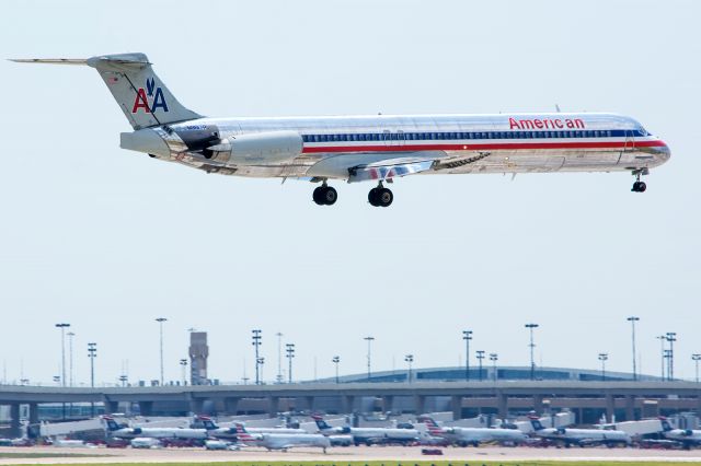 McDonnell Douglas MD-80 (N9617R) - 08/03/2015 American N9617R MD-80 KDFW - Trying to post as many MD80s as I can since they are being retired daily(almost).