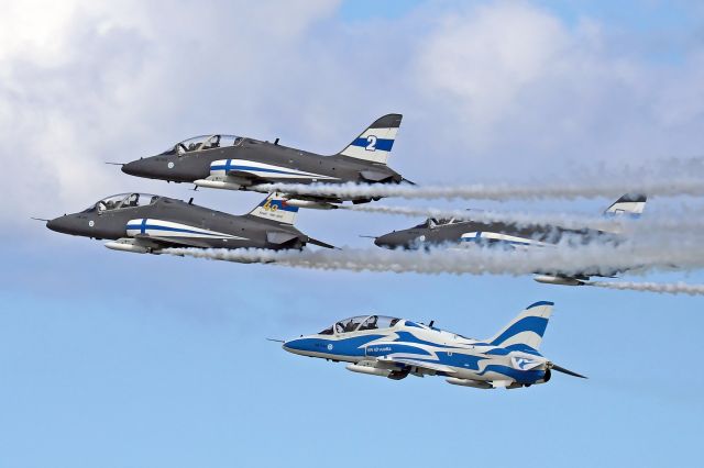 Boeing Goshawk (NWL354) - Finnish Midnight Hawks in action. HW-339 (no 3) together with HW-354 (no 2), HW-341 and HW-340. Photo taken on August 22, 2021 at Gdynia Aerobaltic.  BAe Systems Hawk 51 (HW-339, HW-340, HW-341) and Hawk 51A (HW-354).