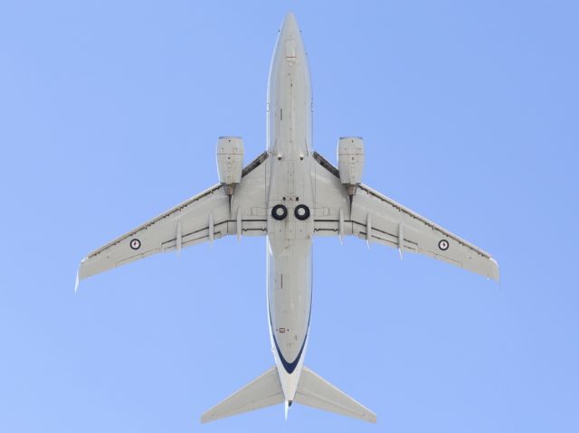 Boeing 737-700 (A36001) - RAAF, B737-700BJ, departs YBTL.