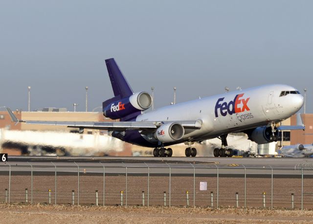 Boeing MD-11 (N598FE)