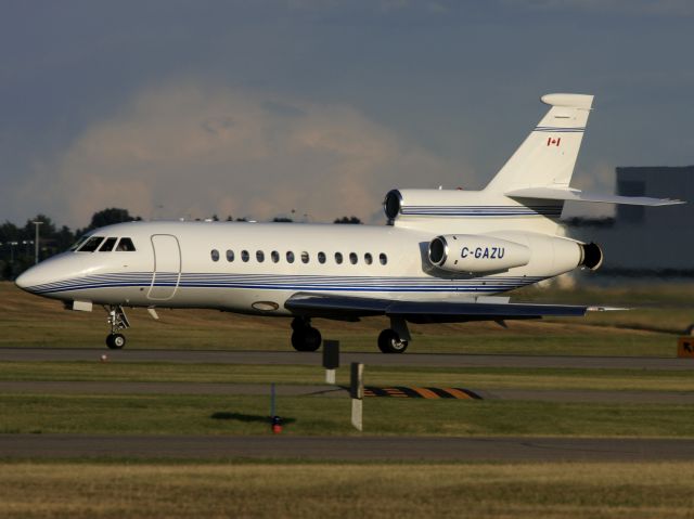 Dassault Falcon 900 (C-GAZU)