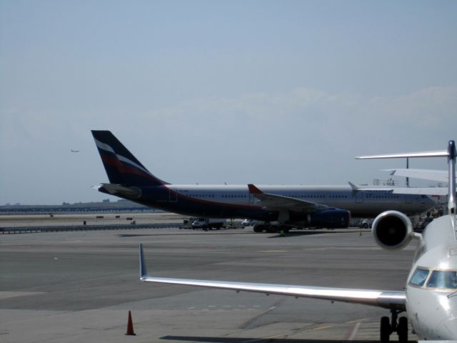 Airbus A330-200 (VQ-BBG)