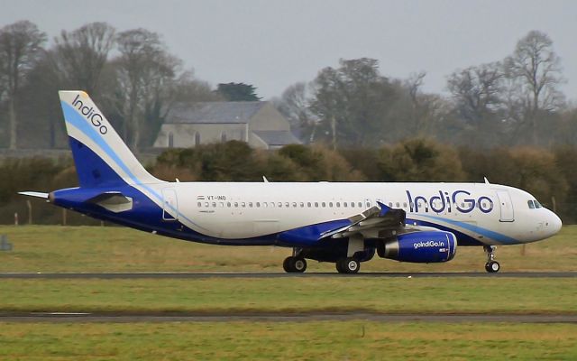 Airbus A320 (VT-INO) - indigo a-320 vt-ino landing at shannon 11/12/13.