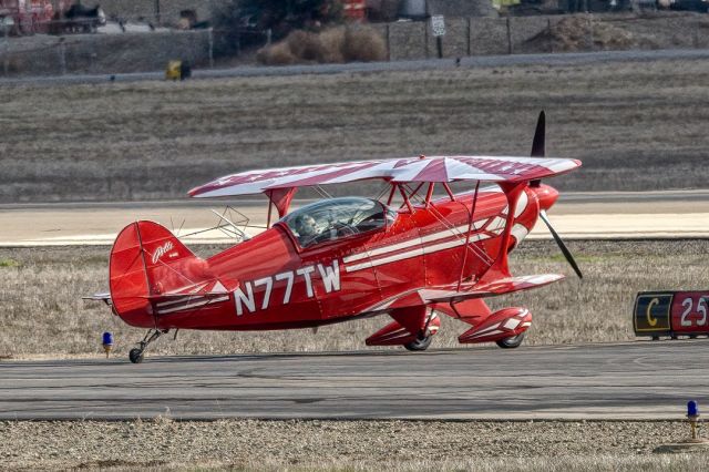 PITTS Special (S-2) (N77TW) - Pitts S-2B at Livermore Municipal Airport. January 2021