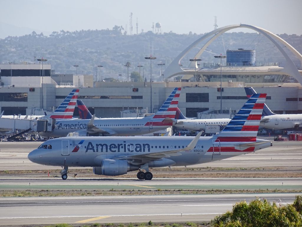 Airbus A319 (N9013A)