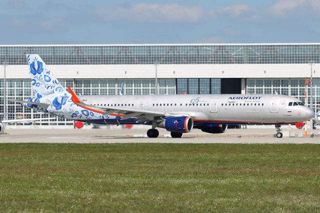 Airbus A321 (VP-BEE)