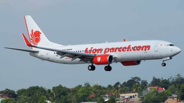 Boeing 737-800 (PK-LPK)