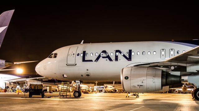 Airbus A320 (CC-BFP) - LAN MAINTENANCE BASE SANTIAGO, SCEL 