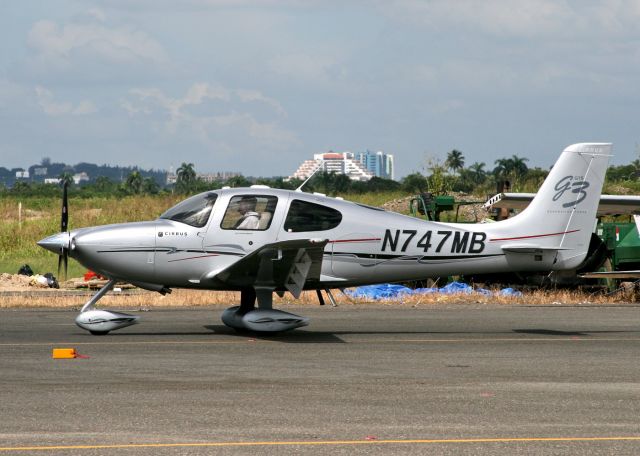 Cirrus SR-22 (N747MB) - At Santiagos Airport.. photo taken by Juan Carlos Porcella