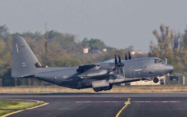 Lockheed C-130 Hercules (14-5793) - "rch1030" usaf mc-130j 14-5793 dep shannon 18/4/19.