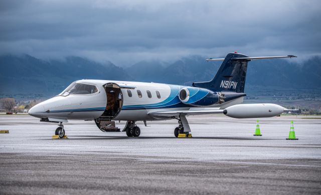 Learjet 25 (N91PN)