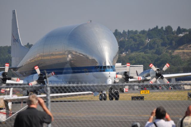 N941 — - 2nd delivery of NASA's Shuttle training unit to the Boeing Museum of Flight, Seattle.