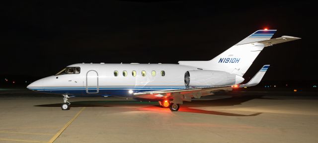 Hawker 800 (N1910H) - Hallmark Corporation