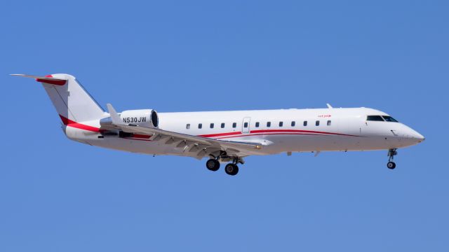 Canadair Regional Jet CRJ-200 (N530JW)