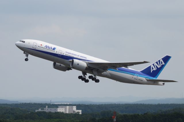 Boeing 777-200 (JA742A) - 2014-08-09