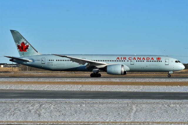 Boeing 787-9 Dreamliner (C-FRSO) - Air Canada Boeing 787-9 arriving at YYC on Dec 31.