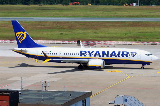 Boeing 737 MAX 8 (EI-IGK)