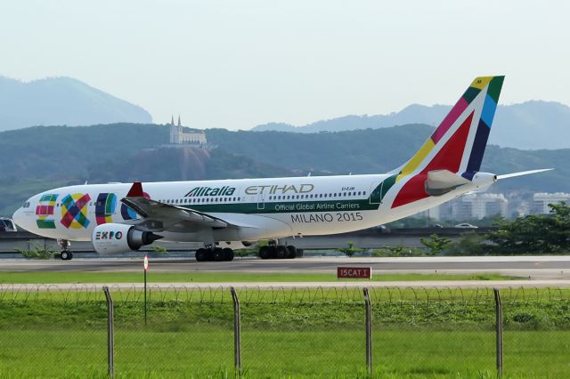 Airbus A330-300 (EI-EJM)