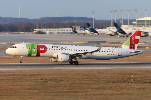 Airbus A321neo (CS-TJQ)
