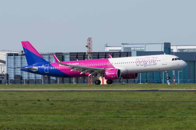 Airbus A321neo (HA-LVT)