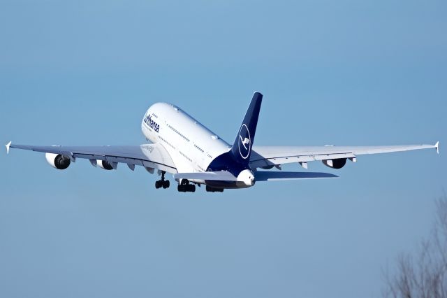 Airbus A380-800 (D-AIMC)