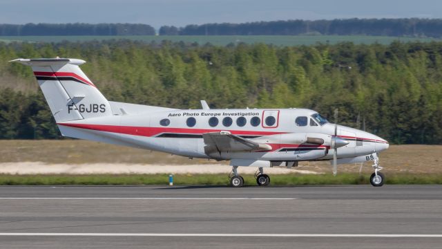 Beechcraft Super King Air 200 (F-GJBS)