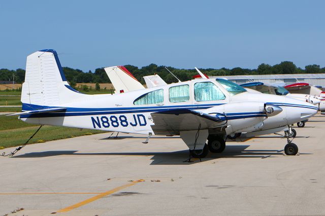 Beechcraft Travel Air (N888JD)