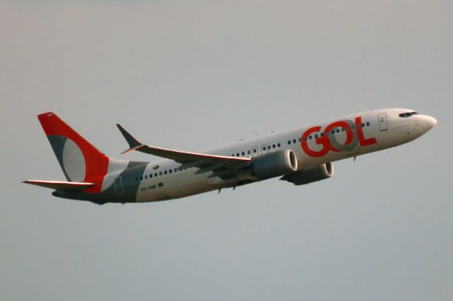 Boeing 737-700 (PR-XMB)