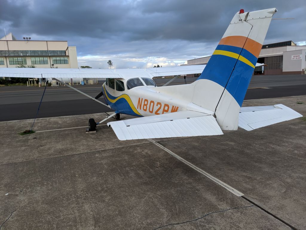 Cessna Skyhawk (N802PW)