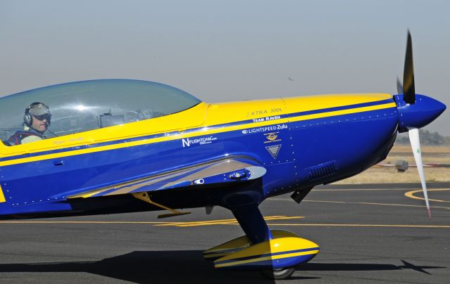 Experimental 100kts-200kts (N301WH) - Wayne Taxiing to the tie-down area at Merced Regional Airport (KMCE)