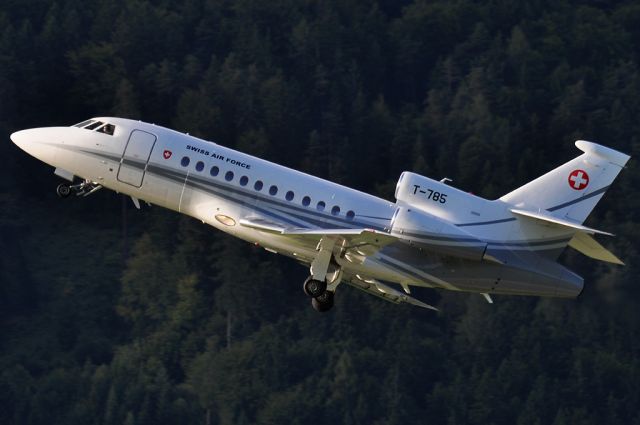 Dassault Falcon 900 (T785)