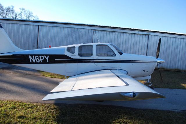 Beechcraft 35 Bonanza (N6PY)