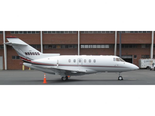 Hawker 800 (N896QS)