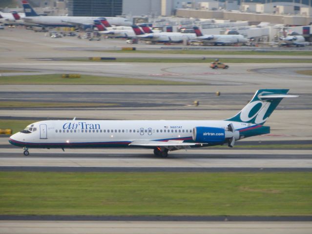 Boeing 717-200 (N607AT) - AirTran 717-200 10/9/13