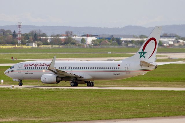 Boeing 737-700 (CN-ROU)