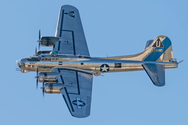 Boeing B-17 Flying Fortress (N9323Z)