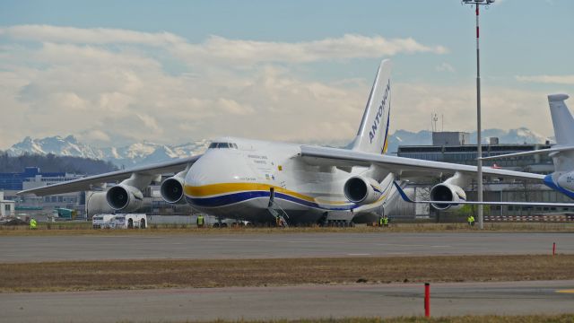 Antonov An-12 (UR-82007) - In a few minutes the tractor will push the aircraft back from its parking position.