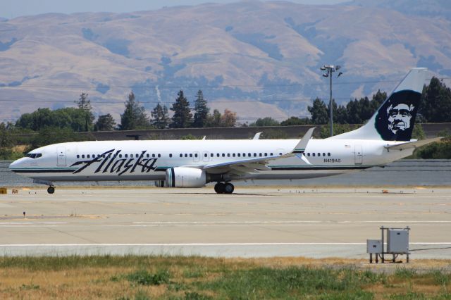 Boeing 737-900 (N419AS)