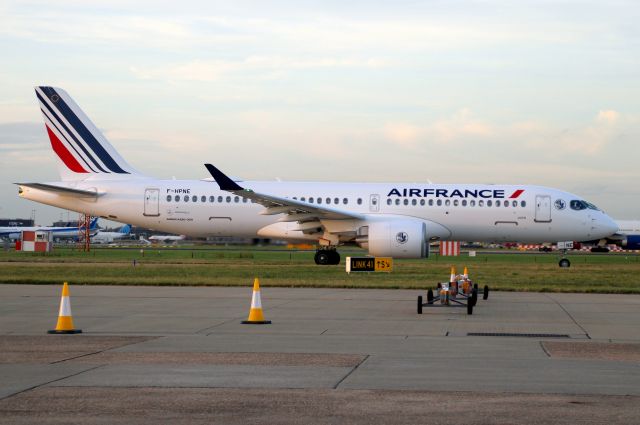 Airbus A220-300 (F-HPNE) - Taxiing to depart rwy 27L on 6-Oct-23 operating flight AFR1281 to LFPG on its first visit to EGLL.