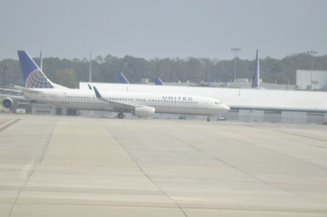 Boeing 737-900 (N39418)