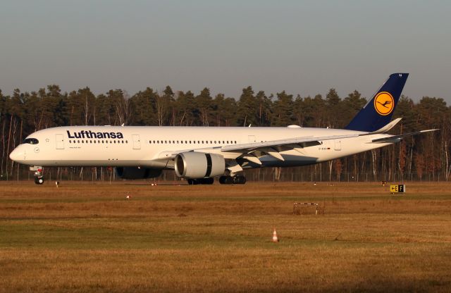 Airbus A350-900 (D-AIXA)