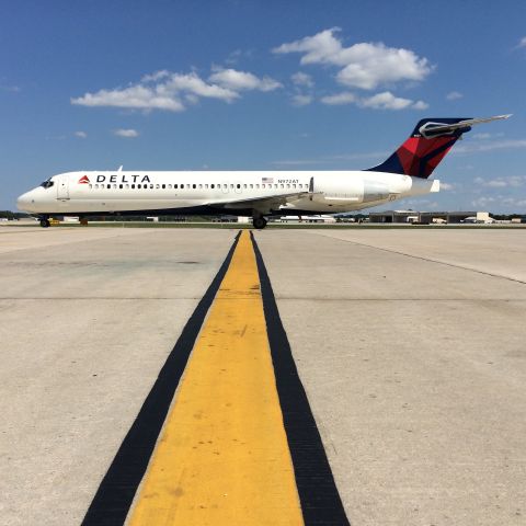 Boeing 717-200 (N972AT)