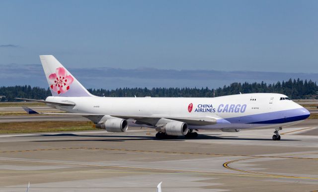 Boeing 747-400 (B-18706) - Jake Youngs, Realtor & Aviation Photographer ð©ð¸br /602.628.3487 ð±br /JakeYoungs@JakeYRealty.com ð¥br /jake.homesinphoenixazarea.com✉️