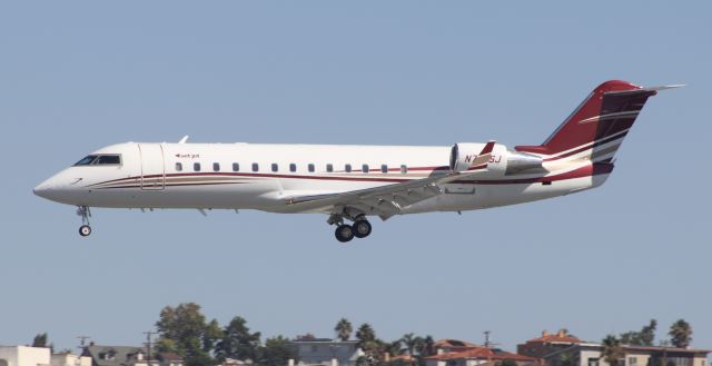 Canadair Regional Jet CRJ-200 (N702SJ)