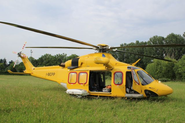 BELL-AGUSTA AB-139 (I-BEPP) - HEMS HELICOPTER MILANO 118 AT ROZZANO 18-05-2017