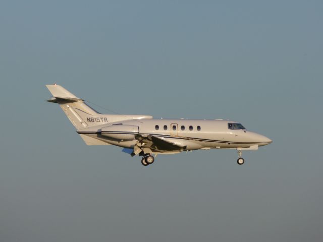 Hawker 800 (N815TR)