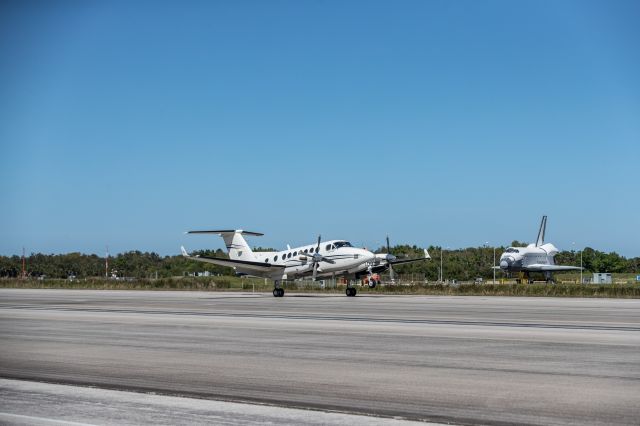 Beechcraft Super King Air 300 (N350KD) - Landing at KTTS