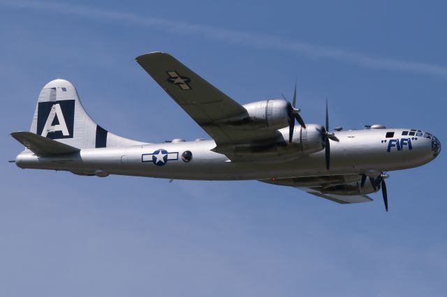 Boeing B-29 Superfortress (N529B)